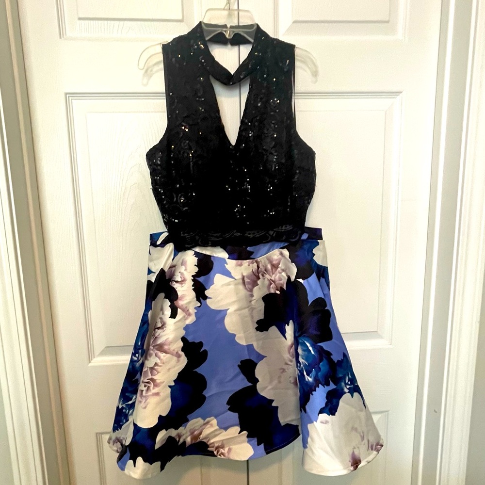 Jodi Kristopher 2-piece Semi-Formal Size 9